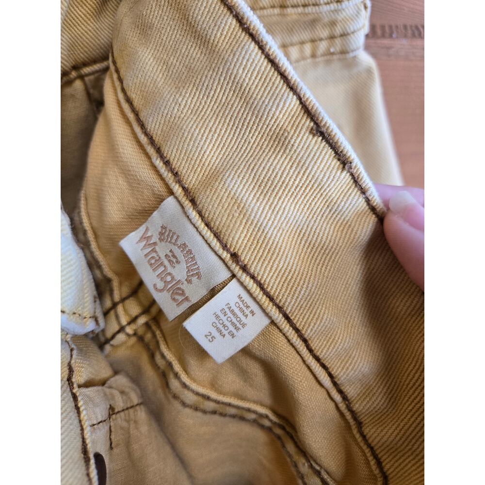 Wrangler Jean Short Billabong Yellow High Waisted Cowgirl Shorts Raw Hem 25 Y2K - Picture 4 of 8